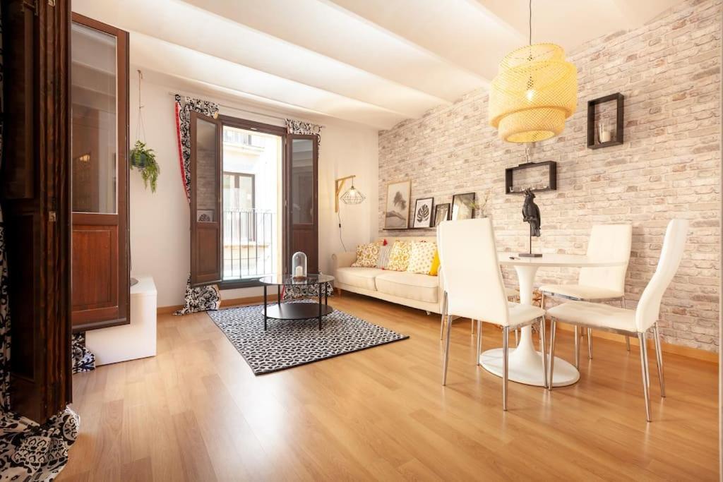 Beautiful Apartment In Abat Street By Batuecas Tarragona Exterior photo